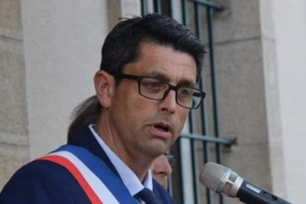 Philippe Lacroix se positionne pour un report des élections régionales et départementales