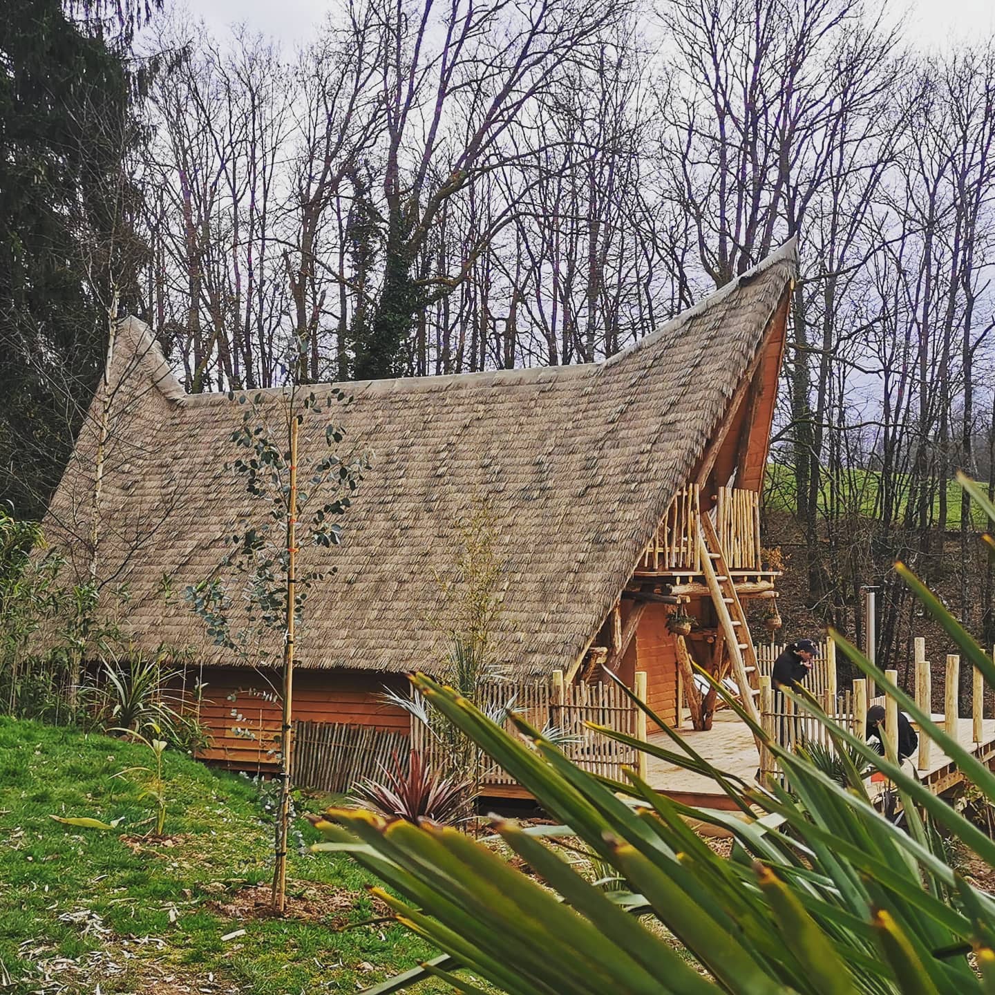 Nouvelle cabane  Bali au Moulin de la Jarousse (Périgord  Vert )