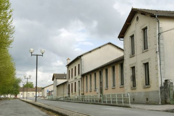 Châlus : Ils disent non à la fermeture d’une classe