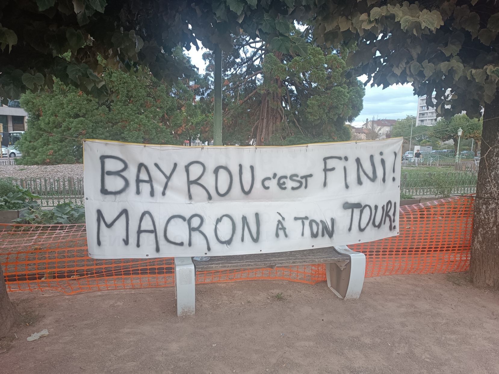 Limoges : la jeunesse réagit à la chute de François Bayrou