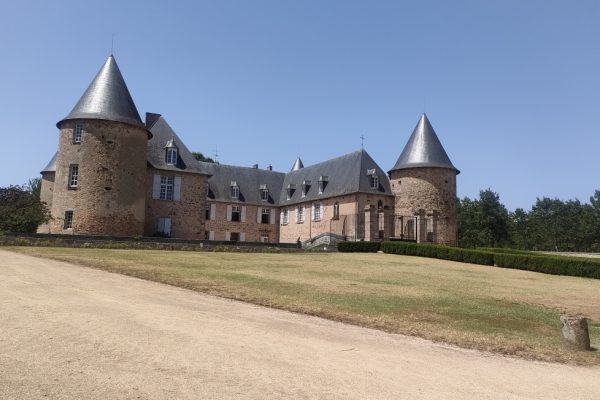 Le Château de Rochebrune offre un vrai retour dans l&rsquo;histoire